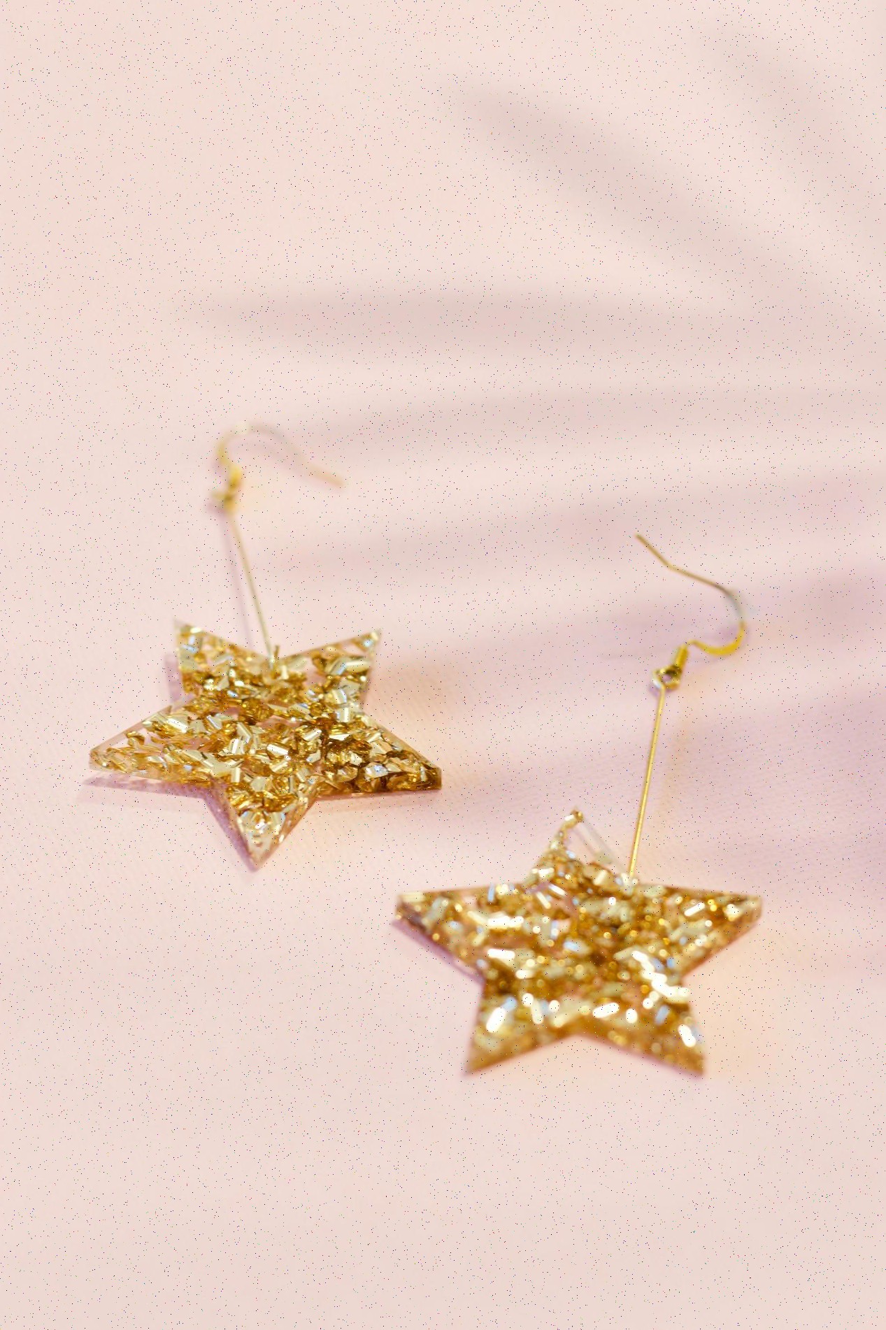 Render anillo moderno